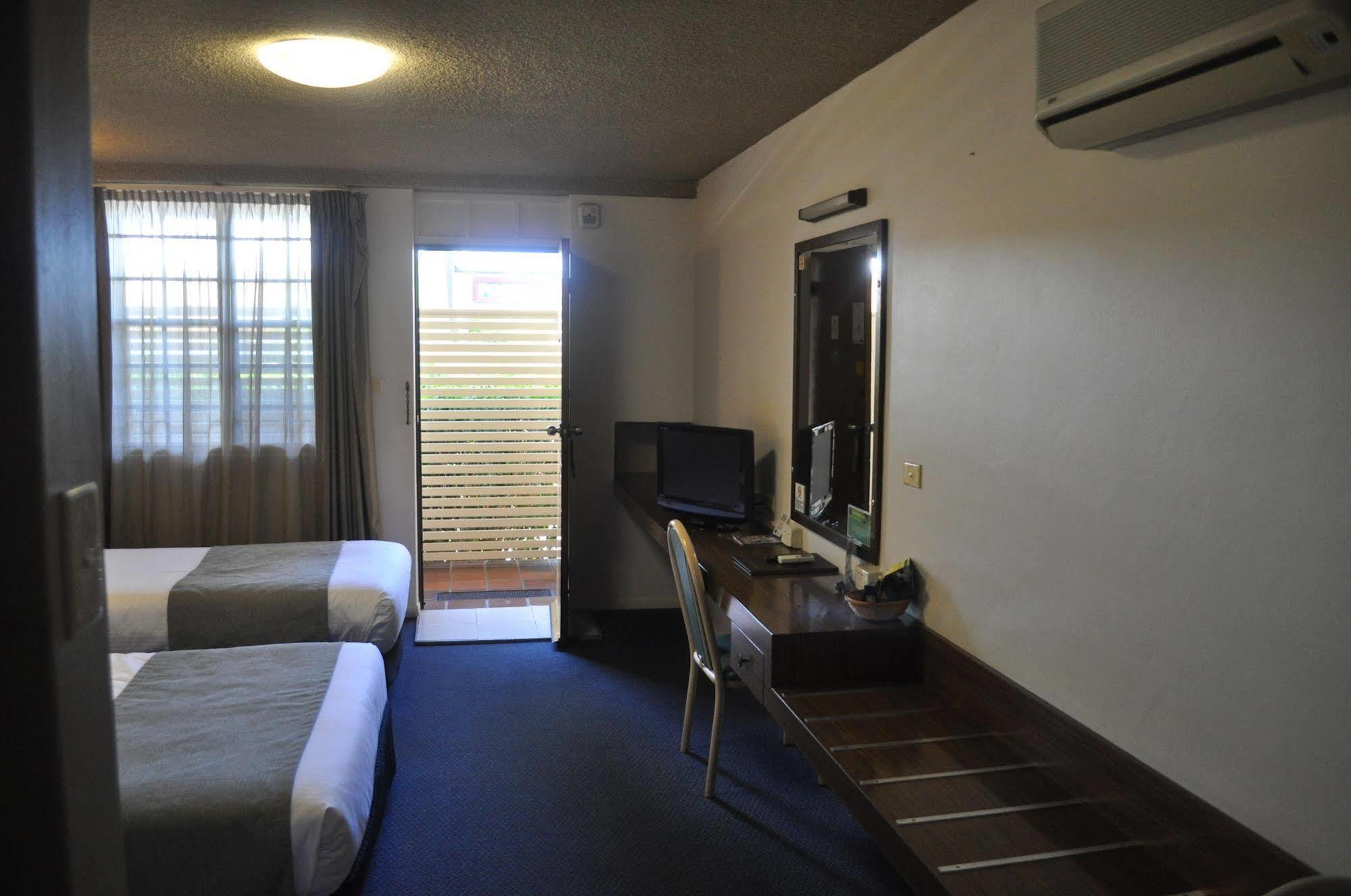 In Town Motor Inn Taree Ngoại thất bức ảnh