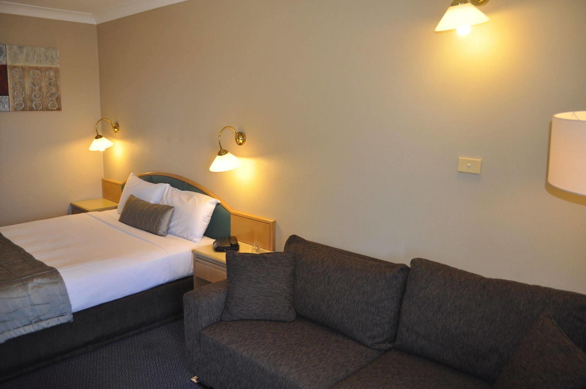 In Town Motor Inn Taree Ngoại thất bức ảnh